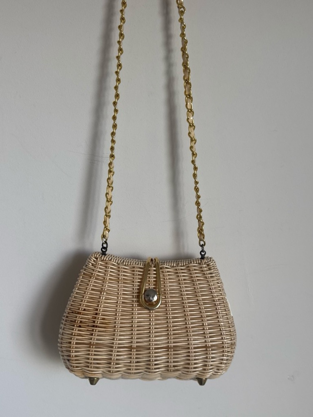 Vintage Wicker Rattan Shoulder Bag Chain Strap Cream Gold Accent Purse Y2K